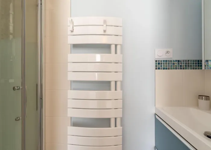 La Roche Bleue - 100m - Parking Feriehus